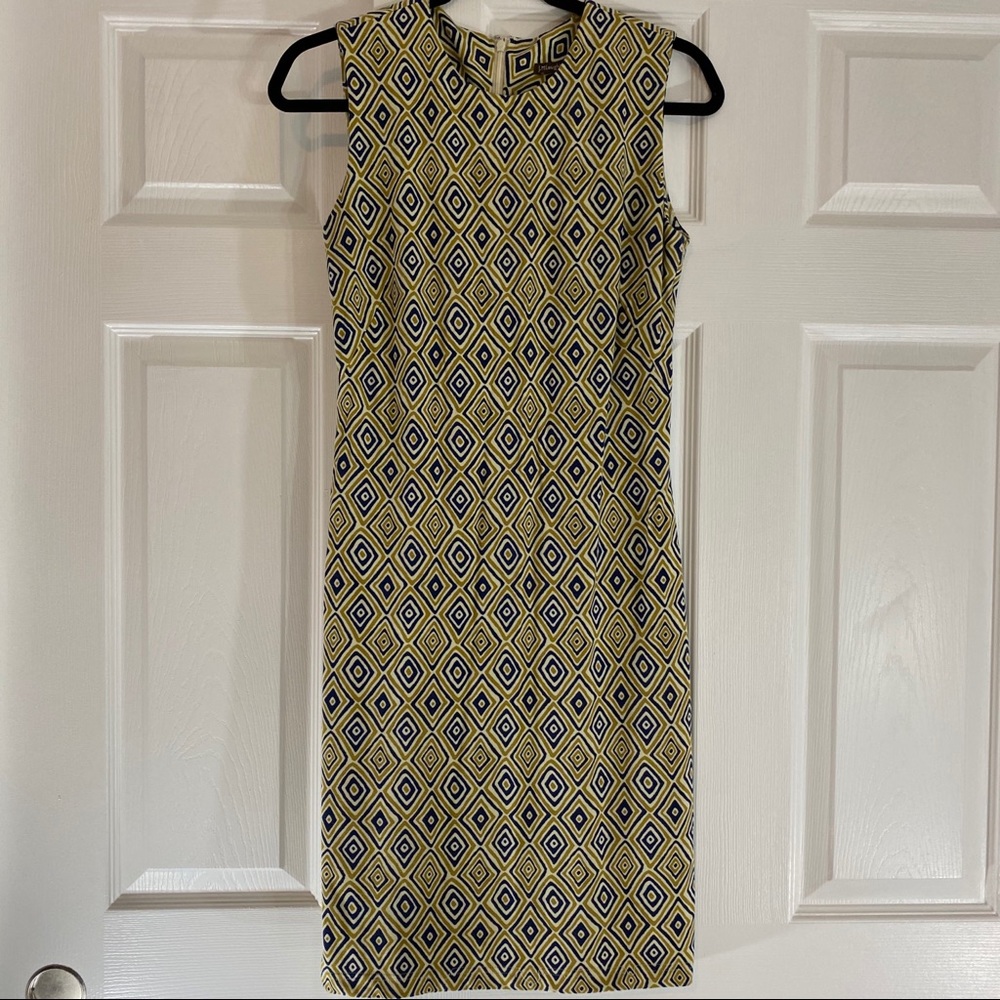 J. McLaughlin diamond geo fitted pencil dress Sm